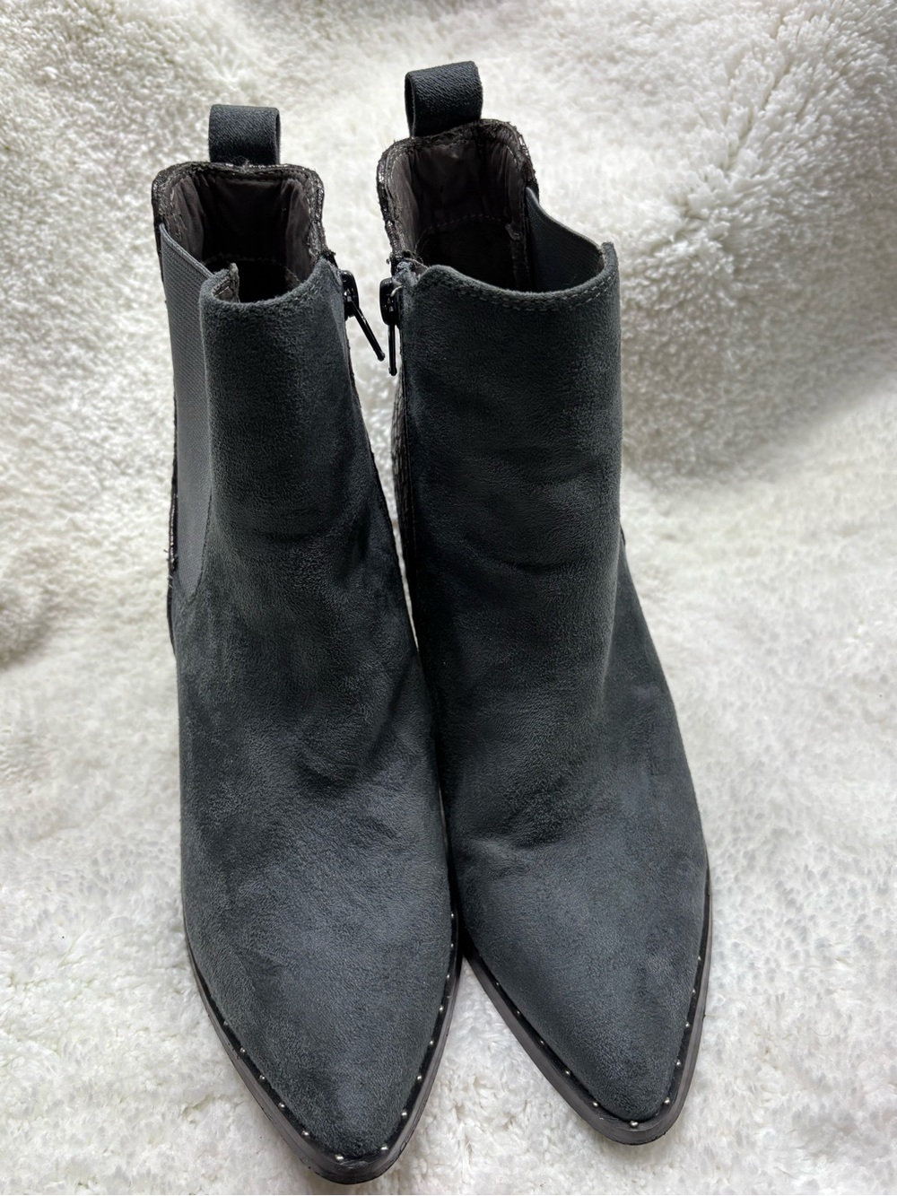 Women's Black Suede Pointed Toe Ankle Boots Size 8